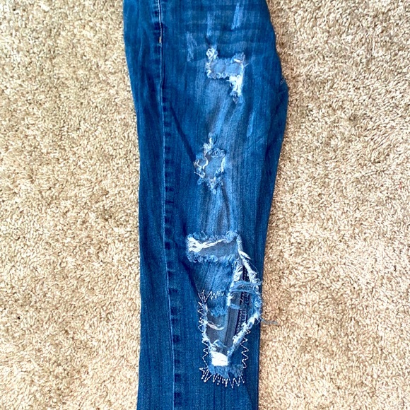 Jeans - Picture 2 of 3